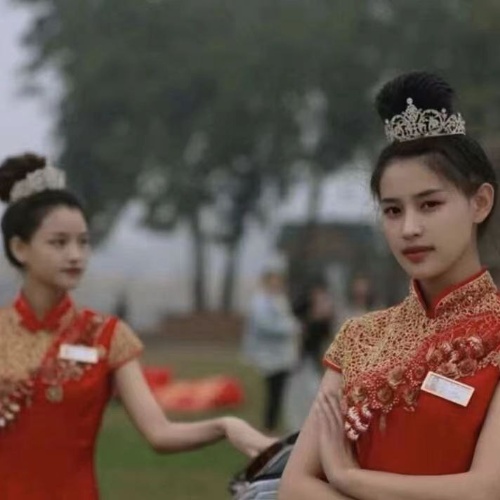 英雄激战场面